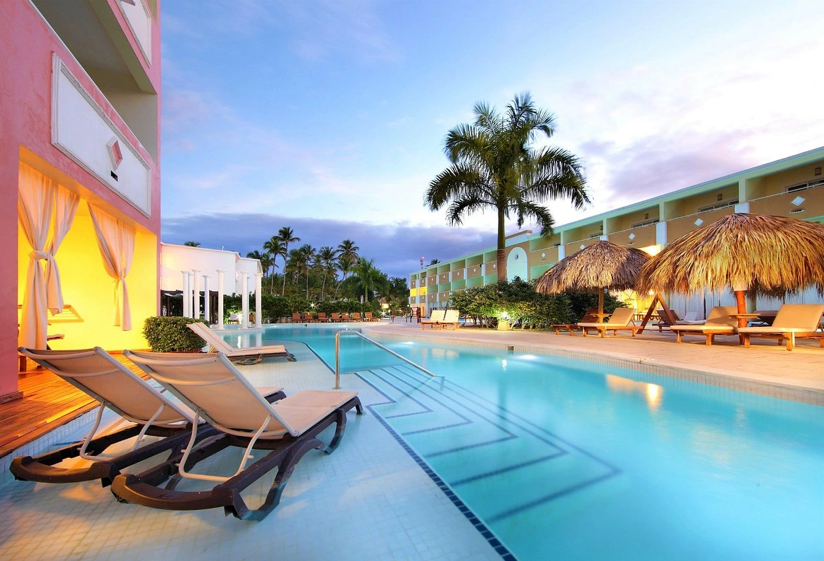 TRS Turquesa Punta Cana Review: Luxurious Beachfront Escape for Adults